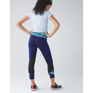 Lululemon Pace Rival Crop Hero Blue / Seven Wonders Multi 4